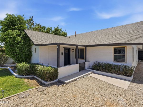 511 W ROMA Avenue, Phoenix, AZ 85013