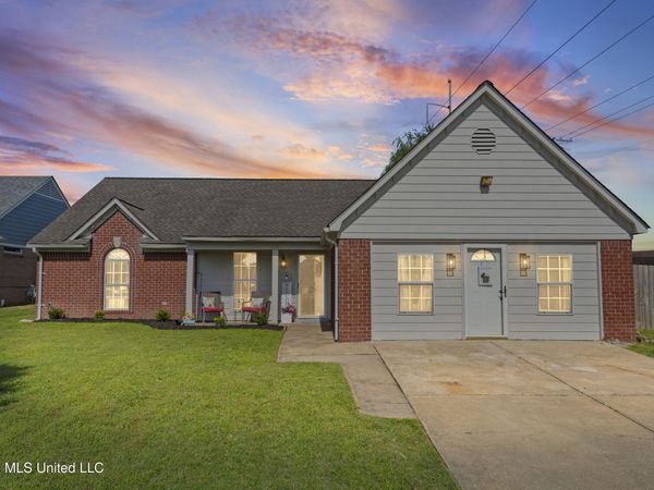 9022 Belmont Drive, Southaven, MS 38671