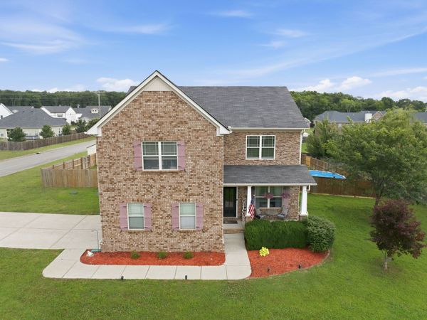 1026 Pinnacle Hills Dr, Murfreesboro, TN 37128