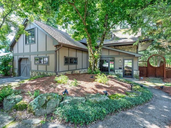 1016 E Maxwell Lane, Bloomington, IN 47401