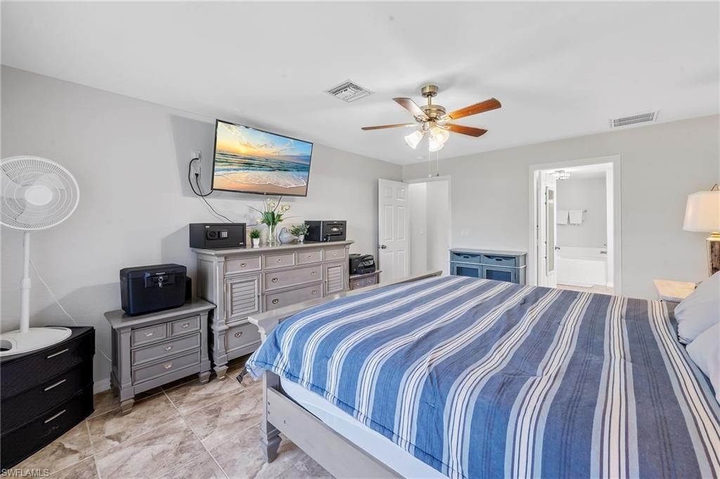 2409 E Edgewater Way , Lehigh Acres, FL 33036 Photo