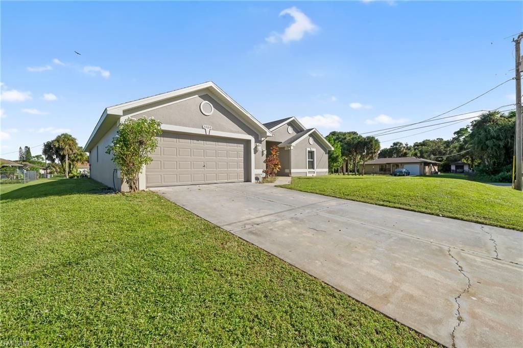 2409 E Edgewater Way , Lehigh Acres, FL 33036 Photo