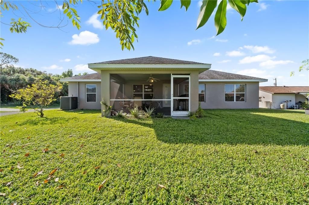 2409 E Edgewater Way , Lehigh Acres, FL 33036 Photo