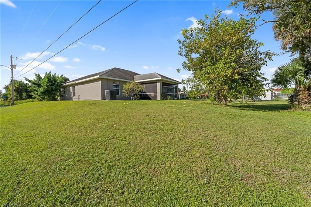 2409 E Edgewater Way , Lehigh Acres, FL 33036 Photo