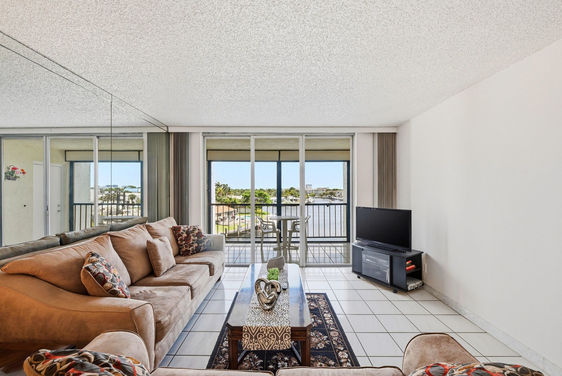 777 S Federal Highway, Unit O406, Pompano Beach, FL 33062 Photo