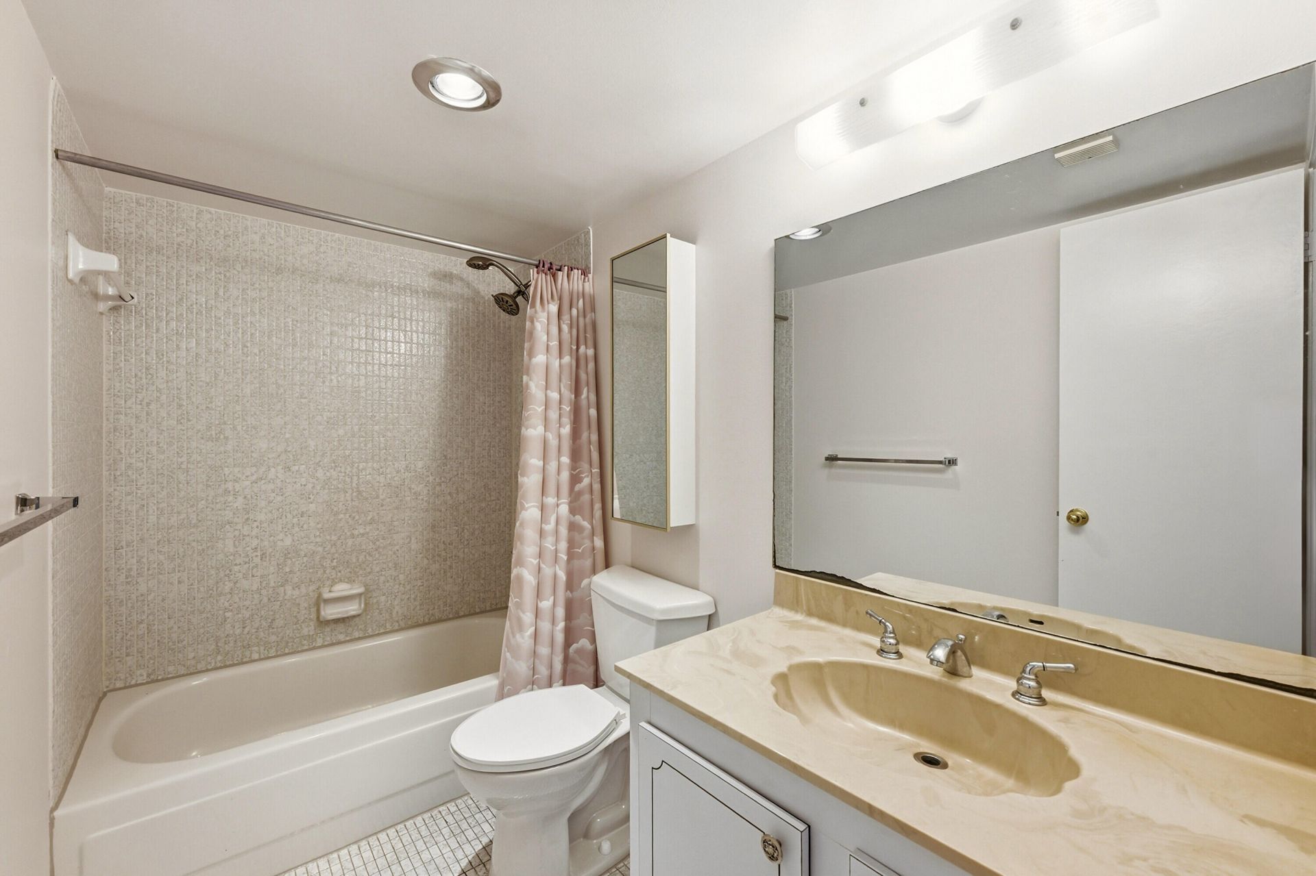 777 S Federal Highway, Unit O406, Pompano Beach, FL 33062 Photo