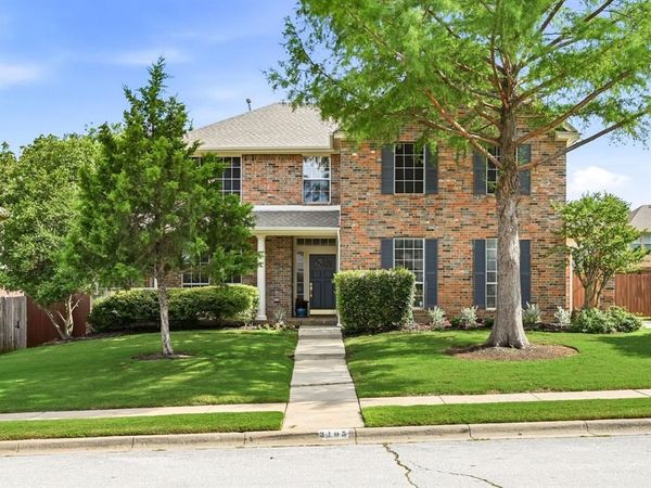 3105 Lake Park Drive , Grapevine, TX 76051
