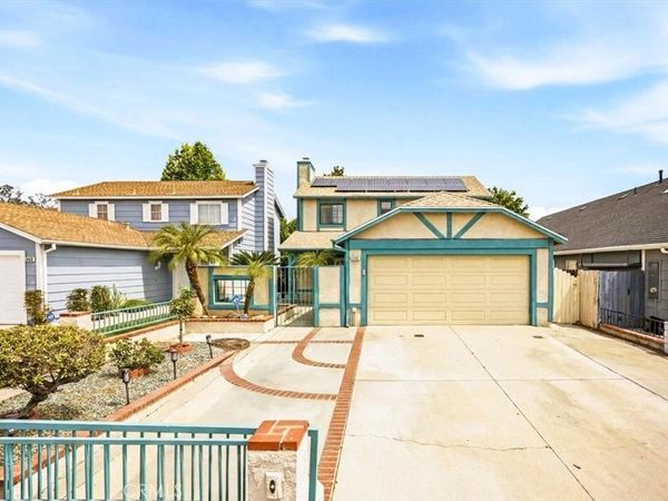 948 Manzanita, Bloomington, CA 92316