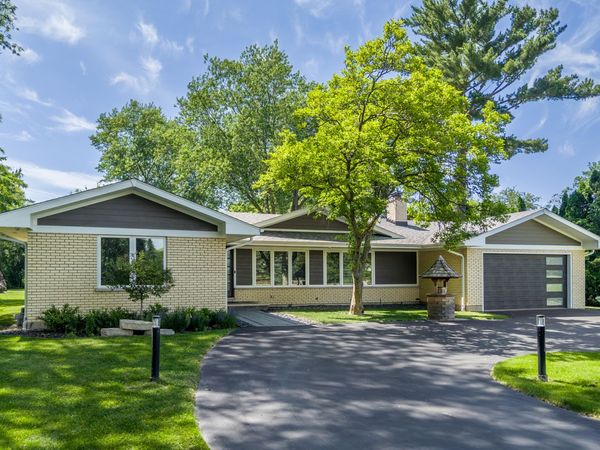 13 Eton Court , South Barrington, IL 60010