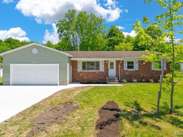 4046 State Road, Fort Gratiot Twp, MI 48059