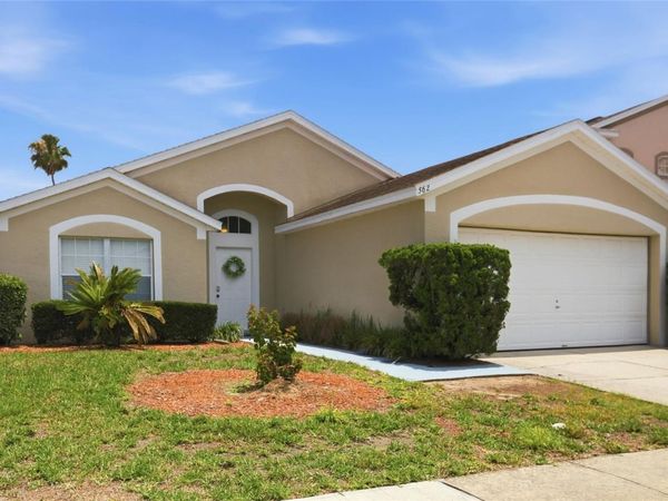 562 BAILEY CIRCLE , DAVENPORT, FL 33897