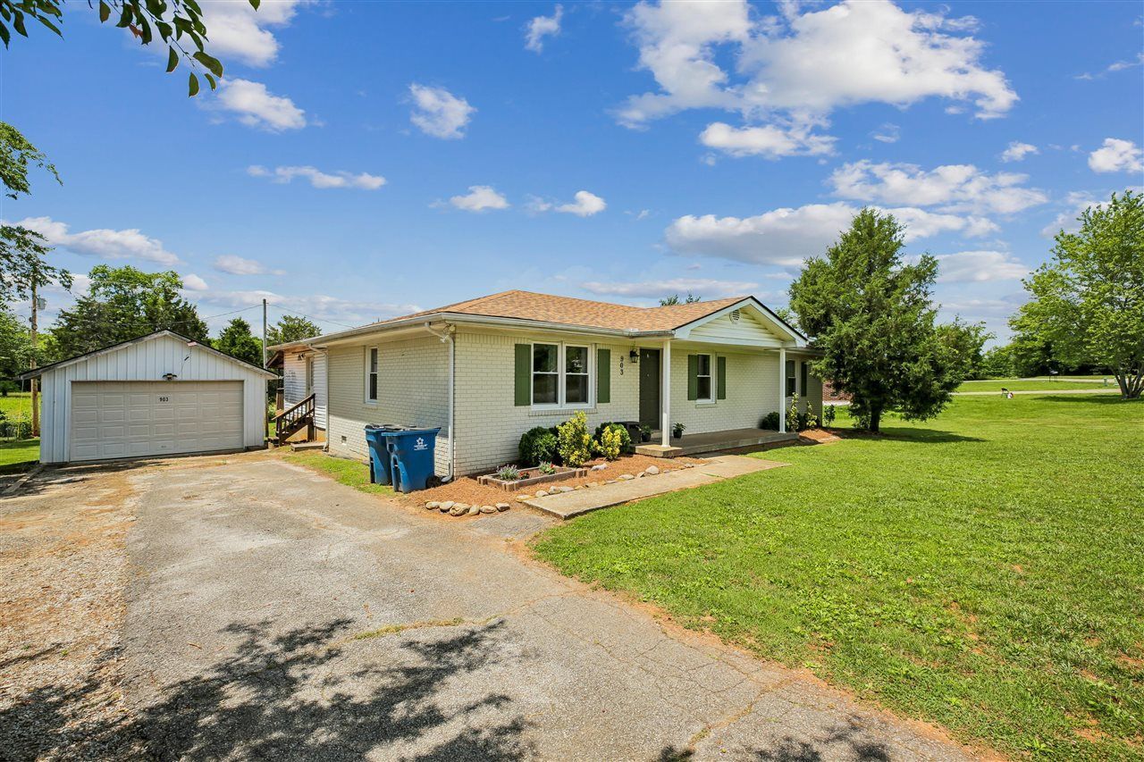 903 Wren Road, Bowling Green, KY 42104 Main Photo