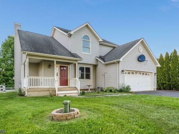 40 Thatcher Avenue, Franklin, NJ 08886
