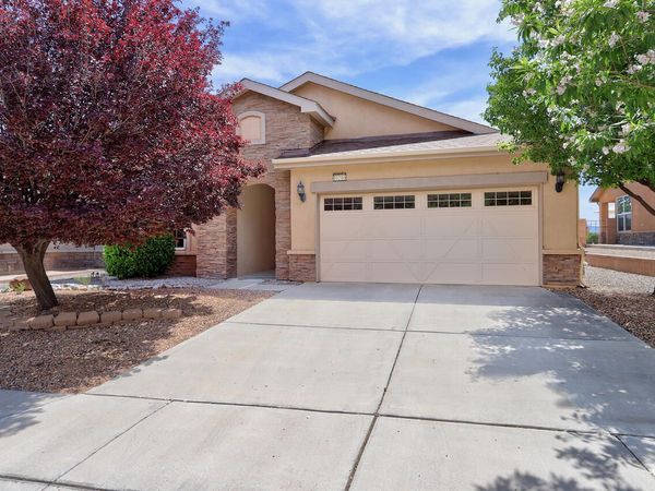 10216 Avenida Vista Sol NW, Albuquerque, NM 87114