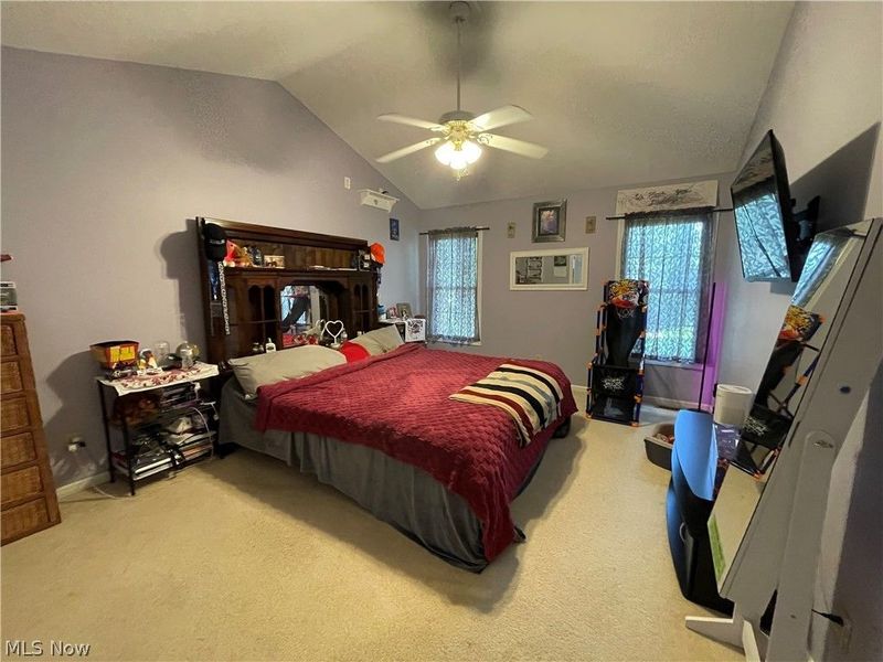8603 Murray Road, Valley View, OH 44125 Photo 16