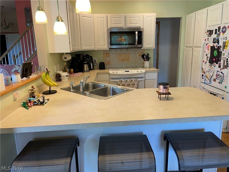 8603 Murray Road, Valley View, OH 44125 Photo 6