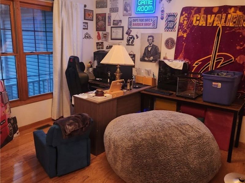 8603 Murray Road, Valley View, OH 44125 Photo 8
