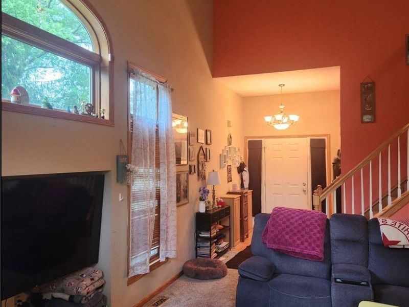 8603 Murray Road, Valley View, OH 44125 Photo 9
