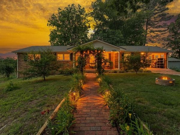 2652 Pickett Park Hwy, Jamestown, TN 38556