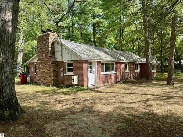 84 Imperial Drive N, Tawas City, MI 48763