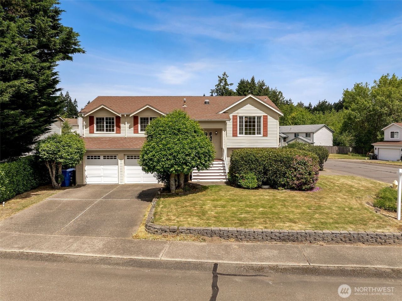 7516 Magnolia Court Se, Lacey, WA 98503
