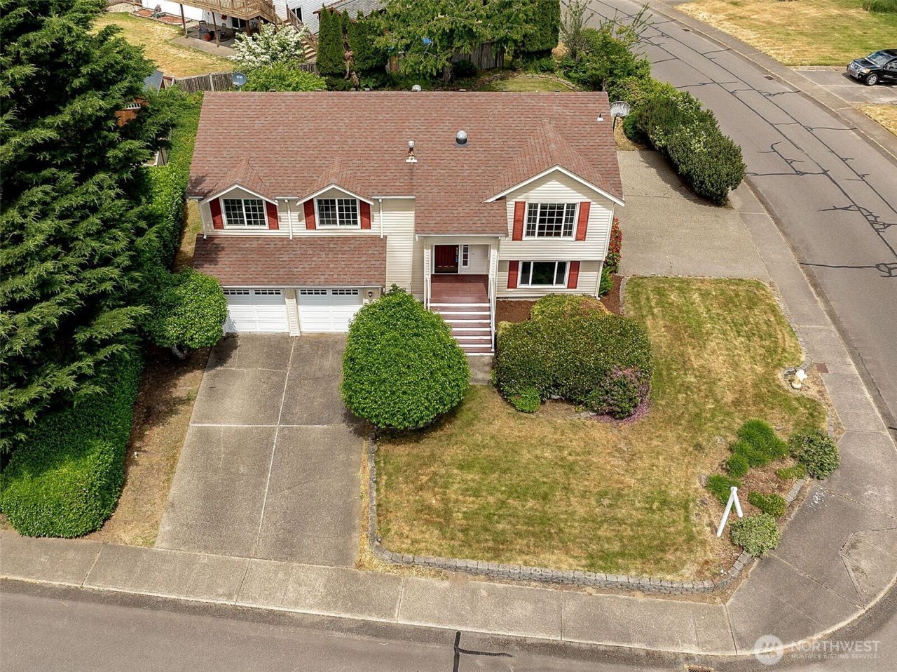 7516 Magnolia Court Se, Lacey, WA 98503