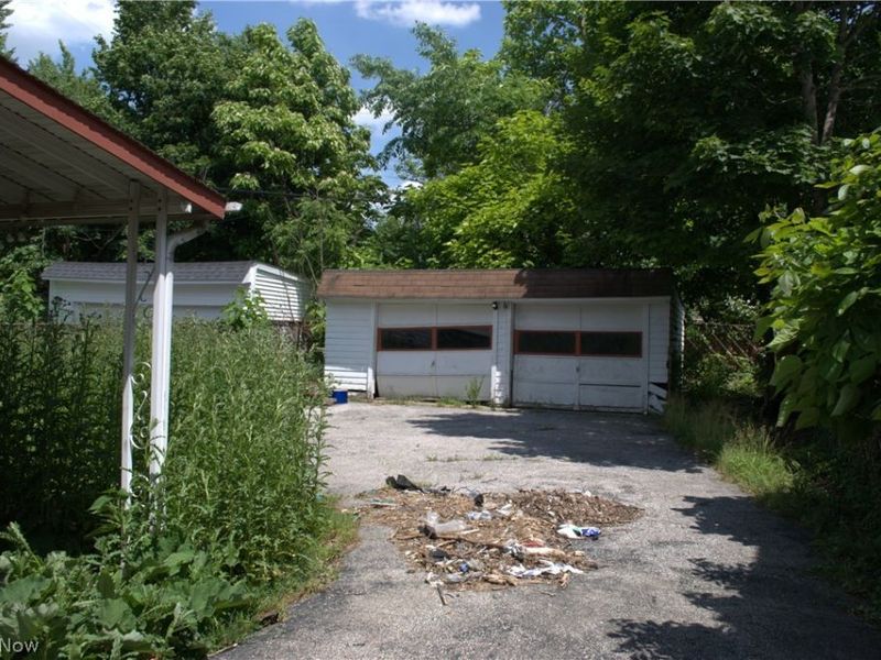 3185 E 134th Street, Cleveland, OH 44120 Photo 24