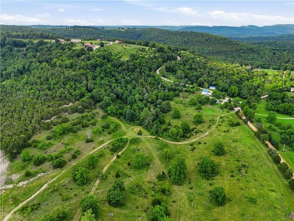 363 Madison 1556, Eureka Springs, AR 72632