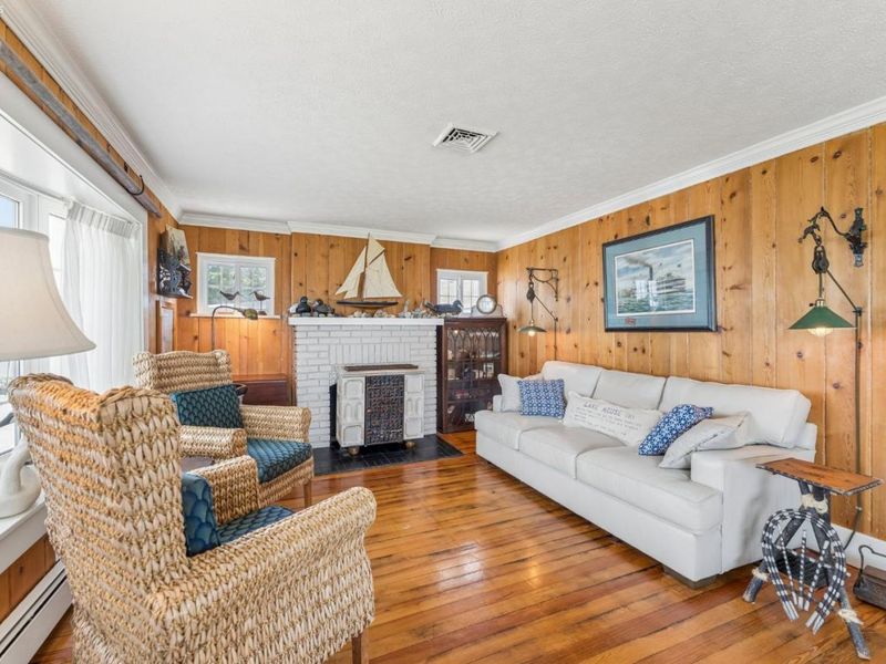 203 Ashland Avenue, Huron, OH 44839 Photo 6