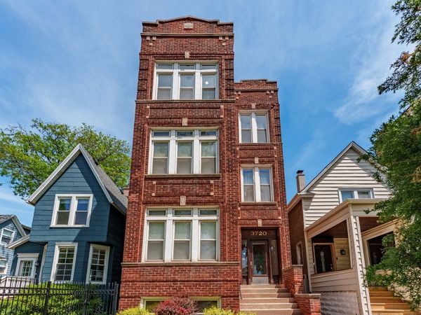 3720 W Eddy Street , Unit 3, Chicago, IL 60618