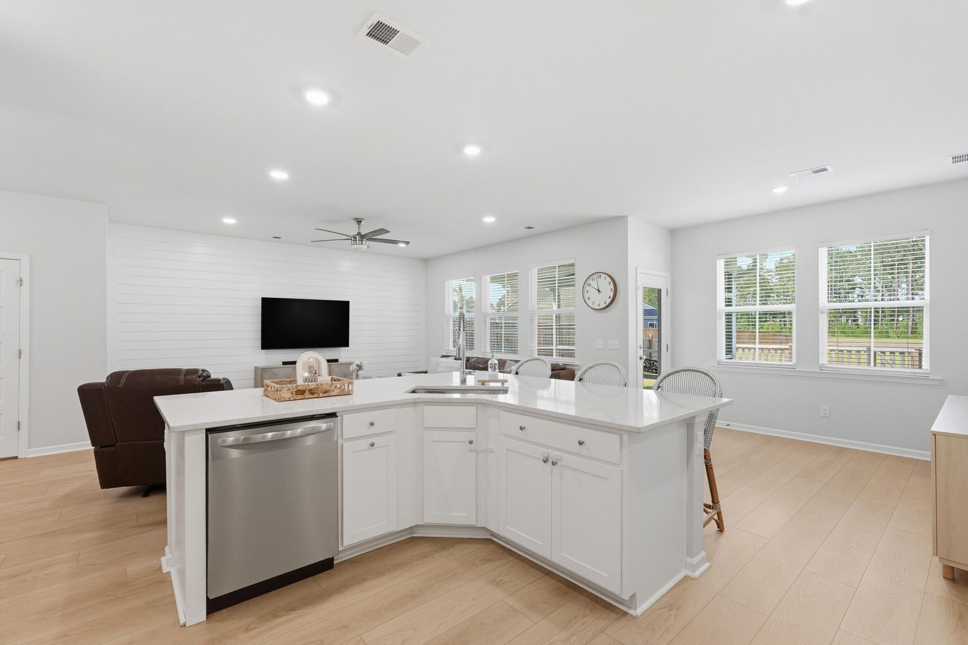 302 Camellia Bloom Drive Photo 13