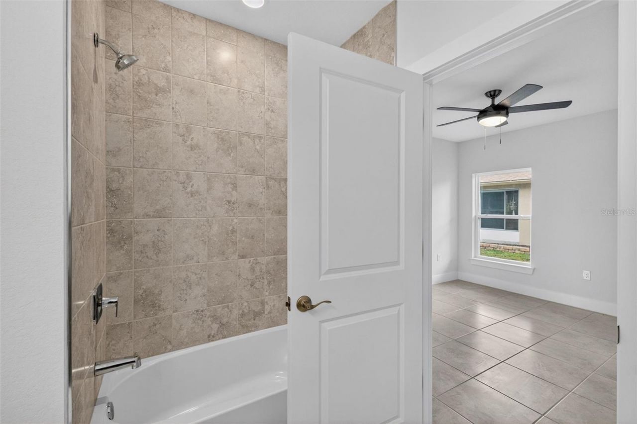 528 Rose Apple Circle, Port Charlotte, FL 33954 Photo