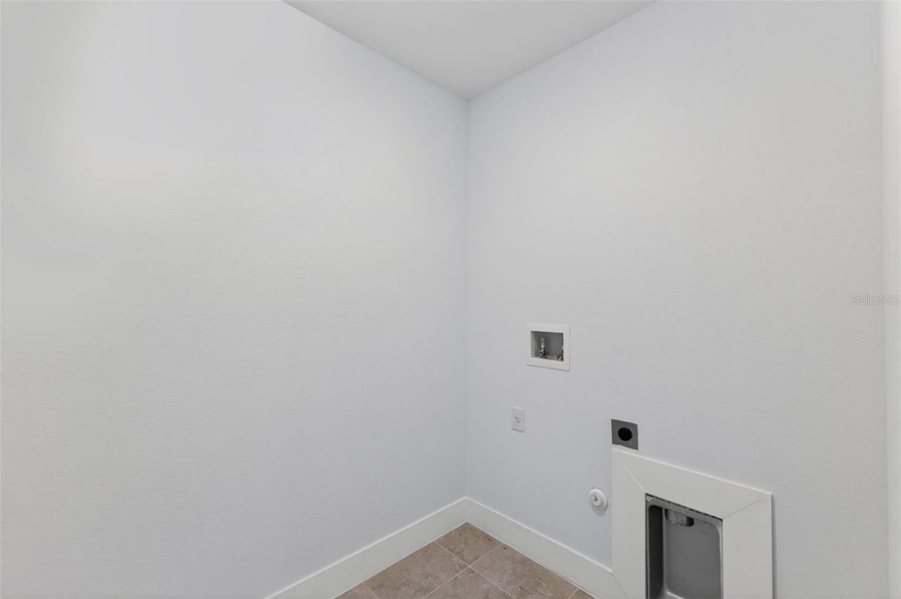 528 Rose Apple Circle, Port Charlotte, FL 33954 Photo