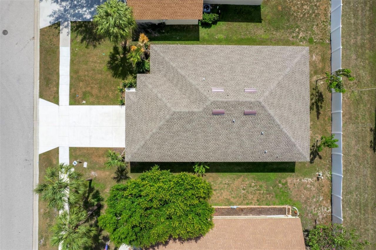 528 Rose Apple Circle, Port Charlotte, FL 33954 Photo
