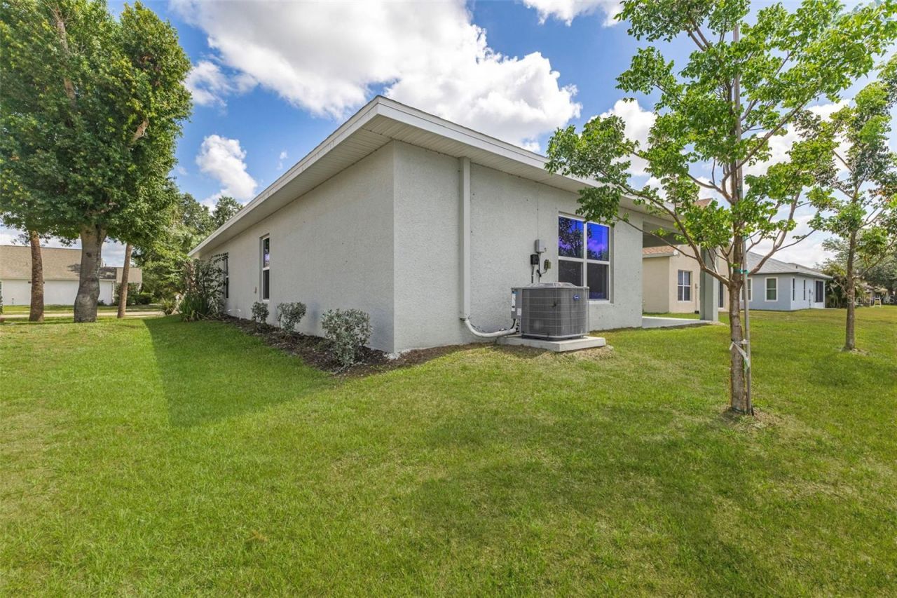 528 Rose Apple Circle, Port Charlotte, FL 33954 Photo