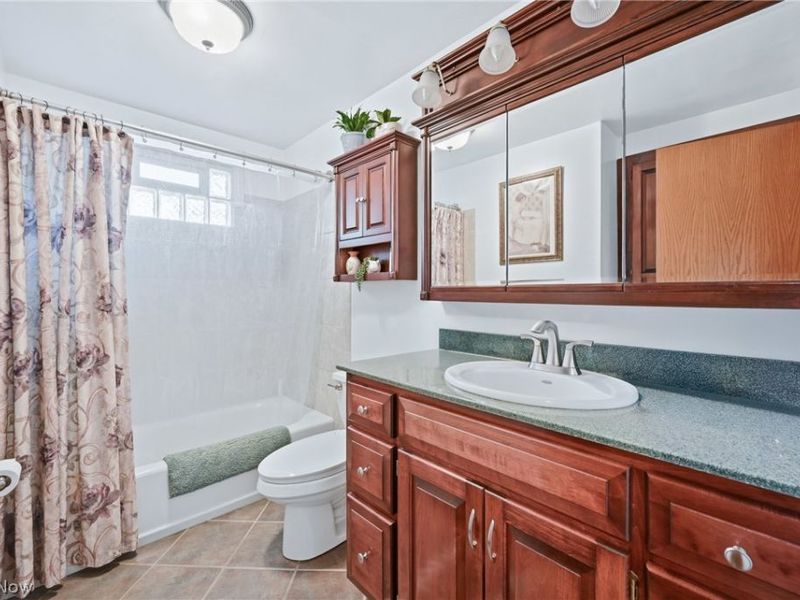 934 Larkridge Avenue, Youngstown, OH 44512 Photo 33