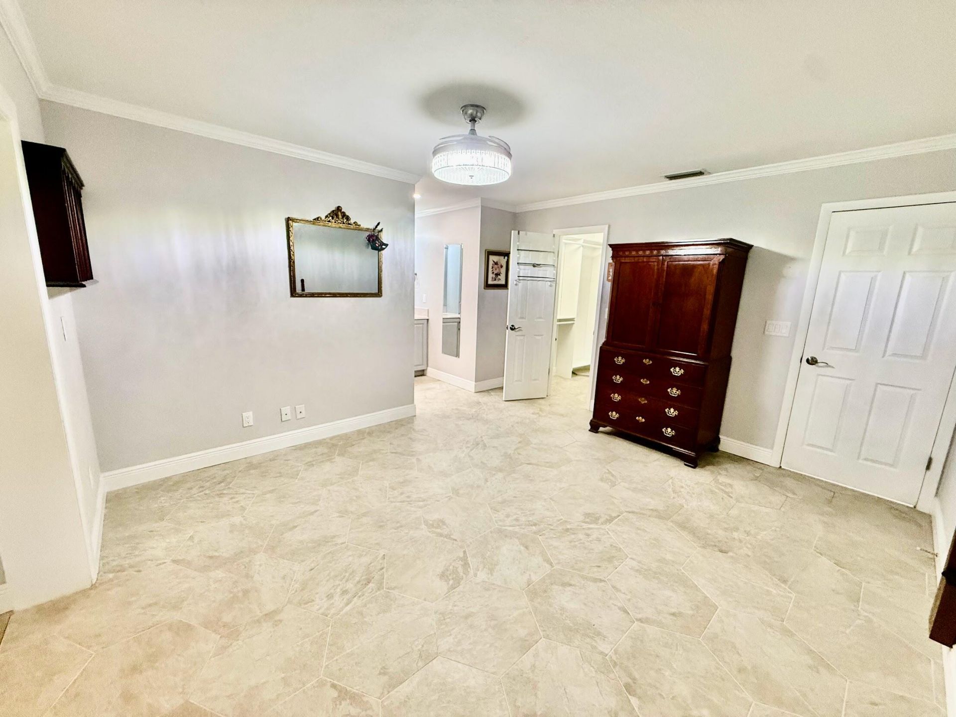 916 Savannas Point Drive, Unit e, Fort Pierce, FL 34982 Photo