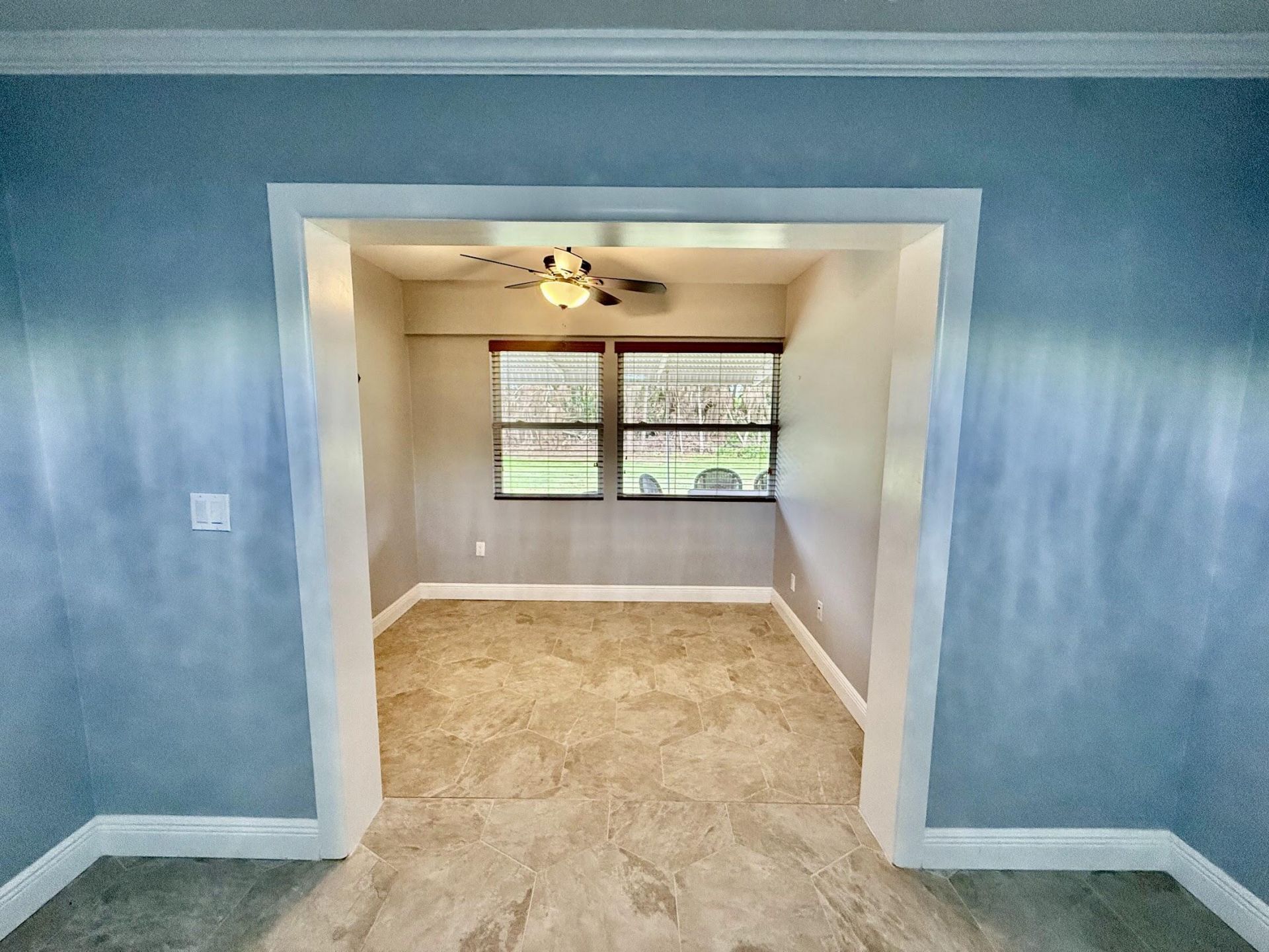 916 Savannas Point Drive, Unit e, Fort Pierce, FL 34982 Photo