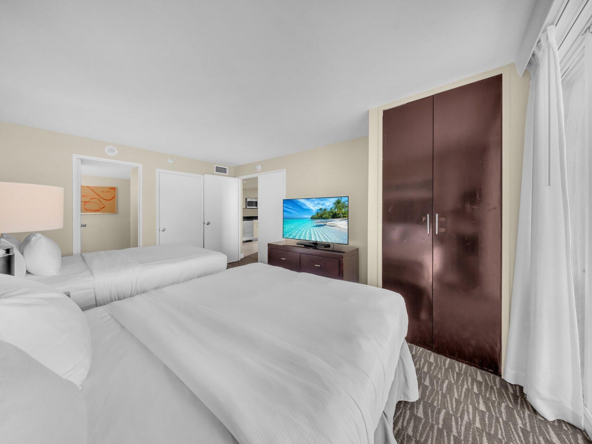 2670 E Sunrise Boulevard, Unit 319, Fort Lauderdale, FL 33304 Photo