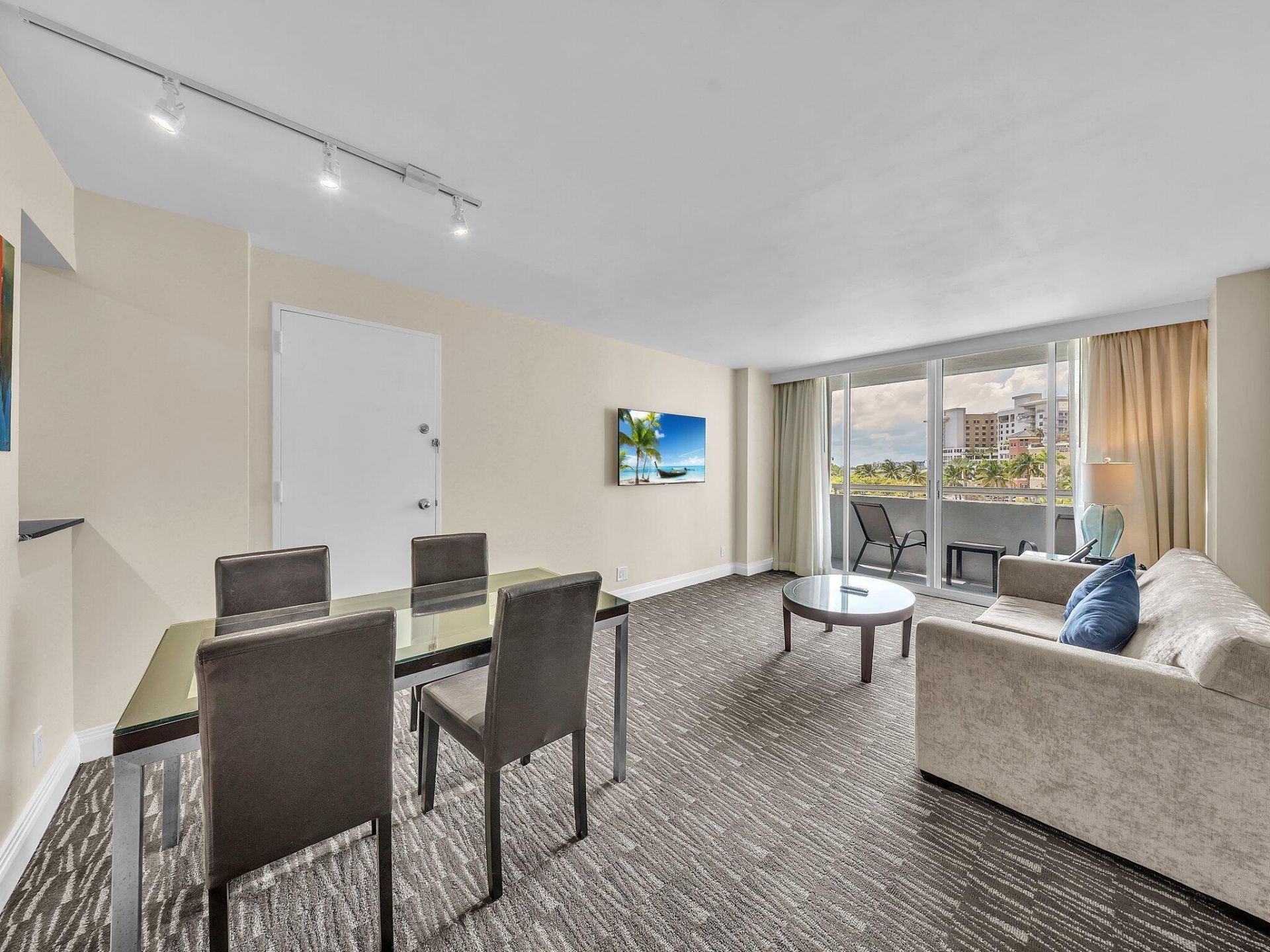 2670 E Sunrise Boulevard, Unit 319, Fort Lauderdale, FL 33304 Photo