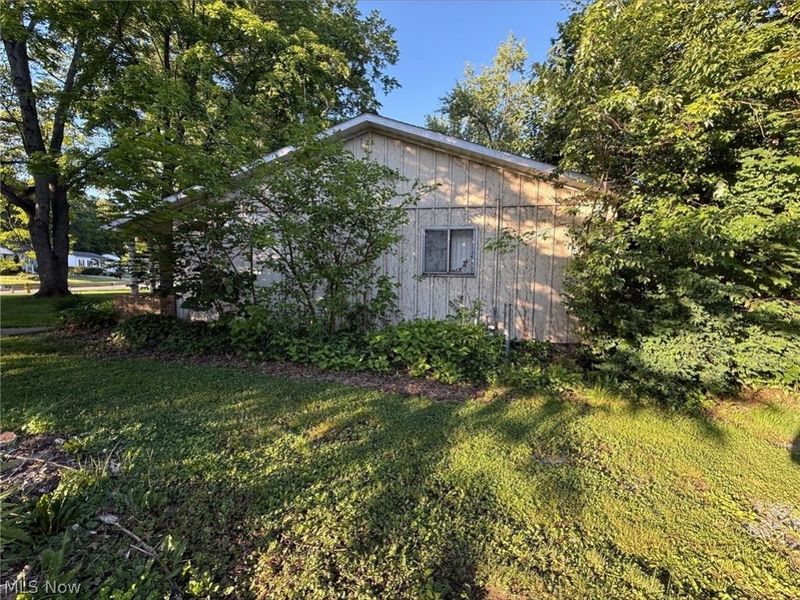 2193 Southeast Boulevard, Salem, OH 44460 Photo 6