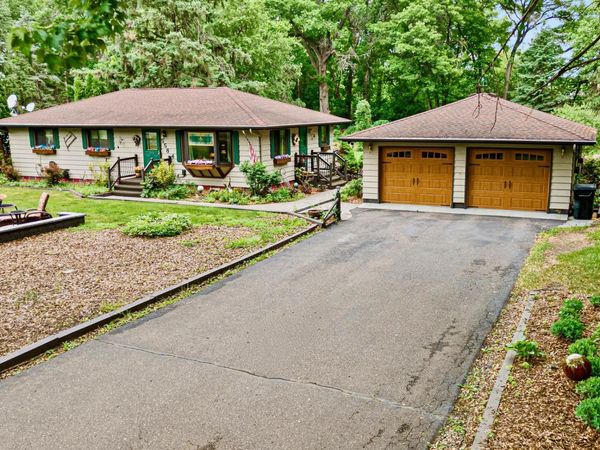 5584 266th Street , Wyoming, MN 55092