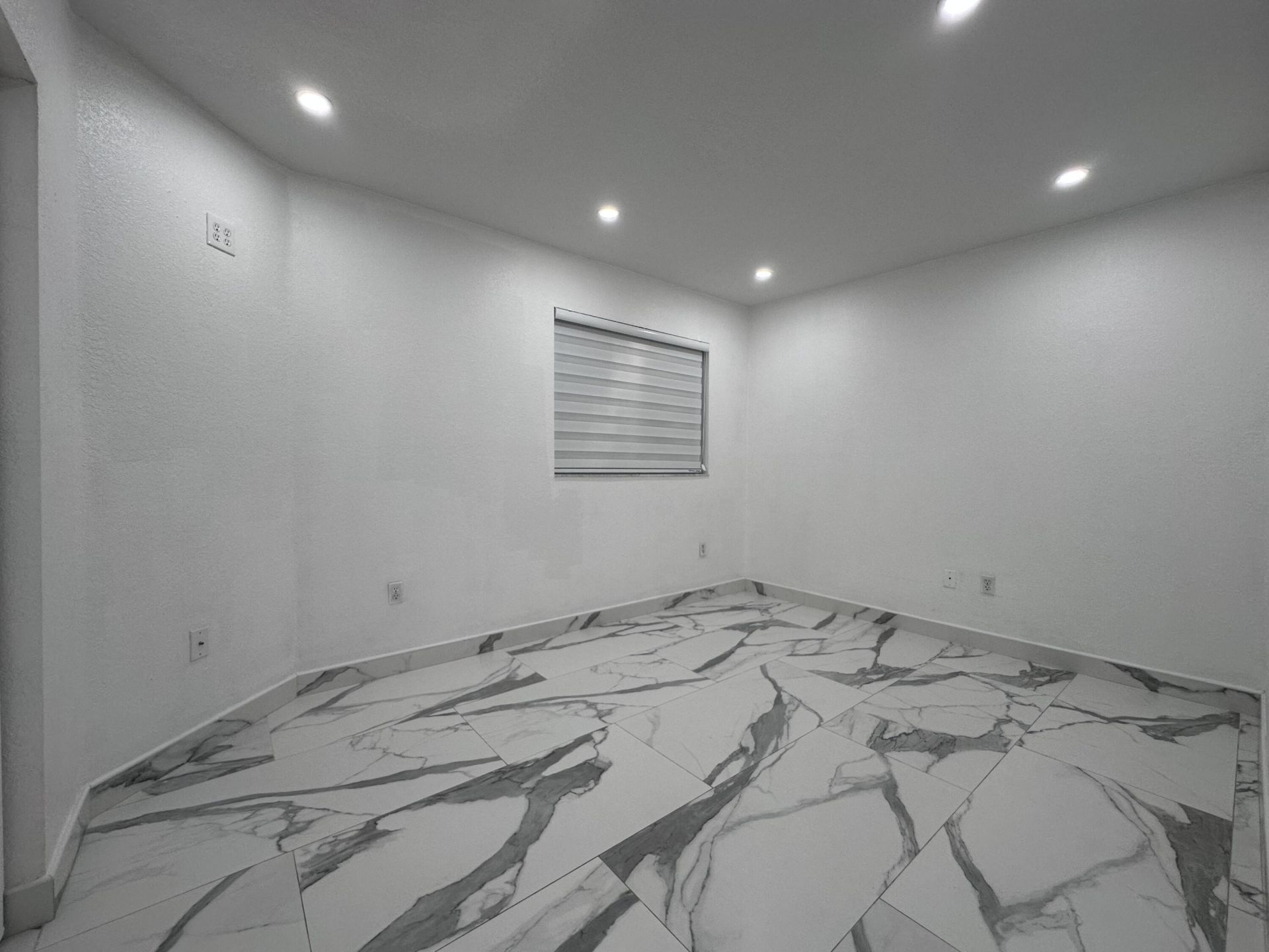 300 E 4th Street, Unit 103, Hialeah, FL 33010 Photo