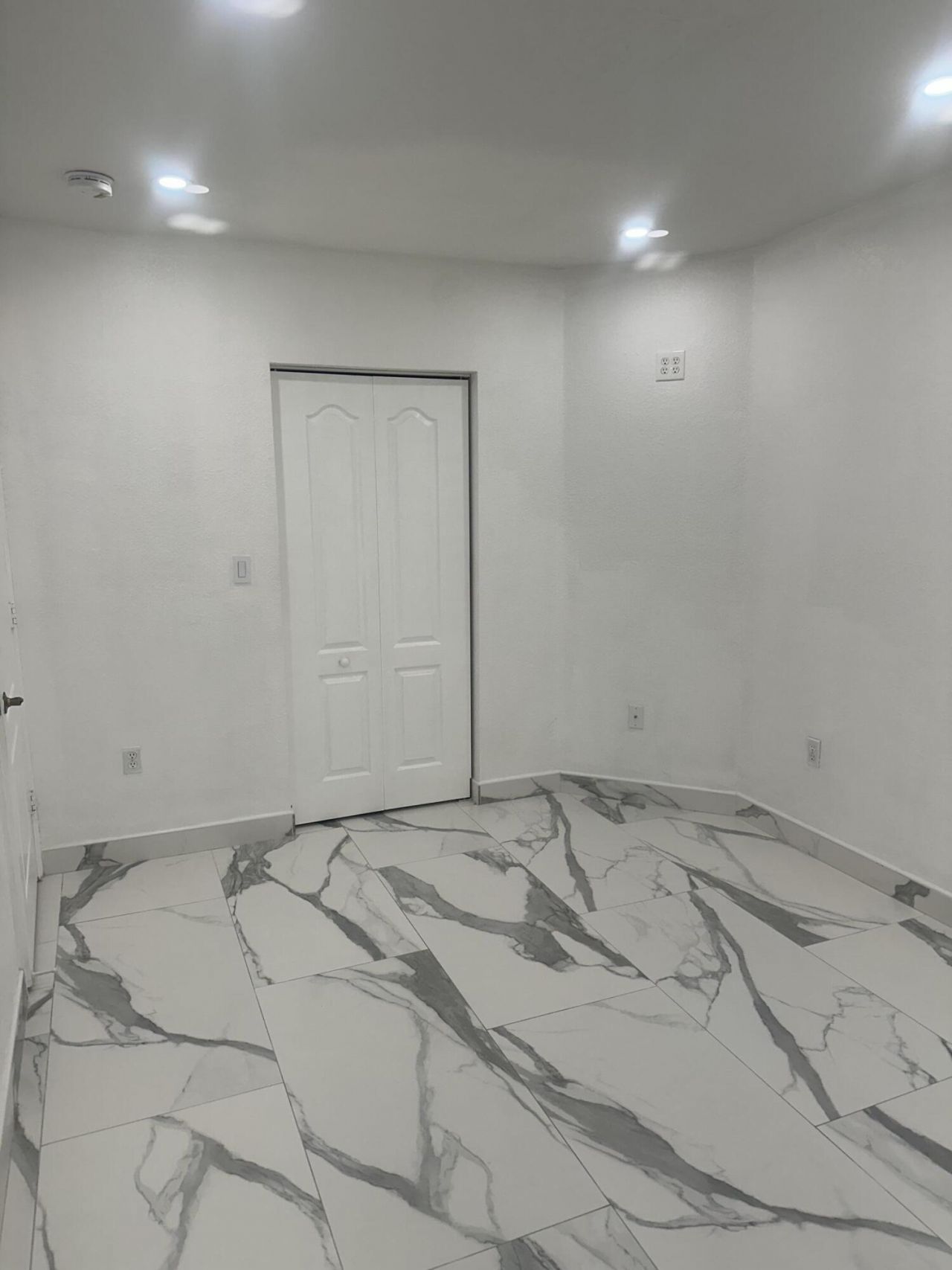 300 E 4th Street, Unit 103, Hialeah, FL 33010 Photo