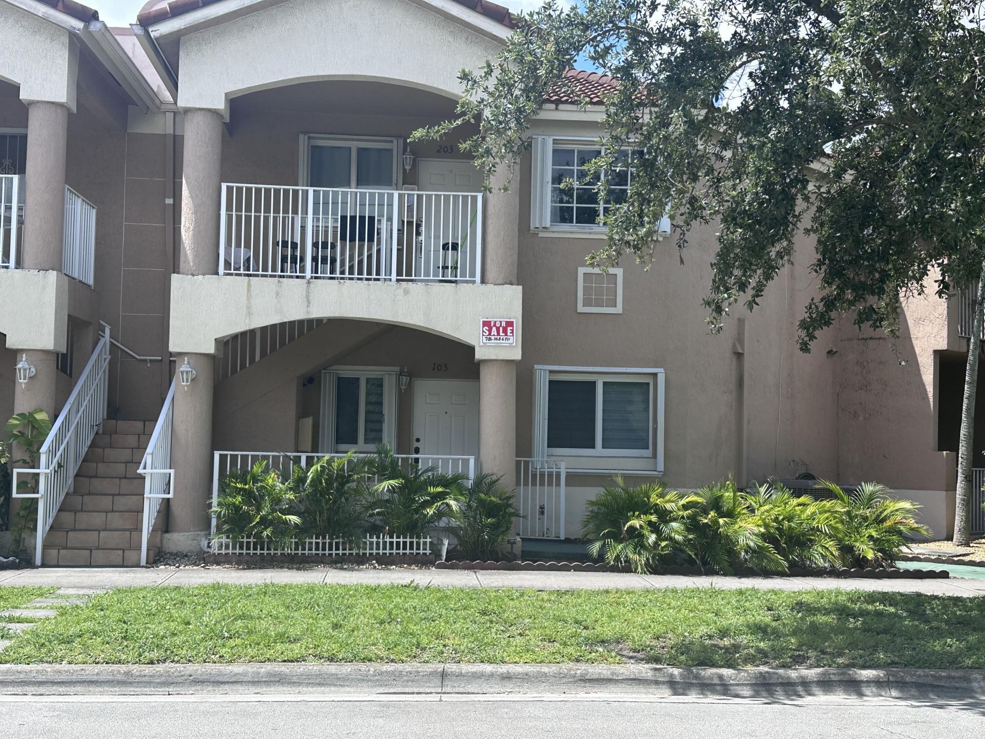 300 E 4th Street, Unit 103, Hialeah, FL 33010 Photo