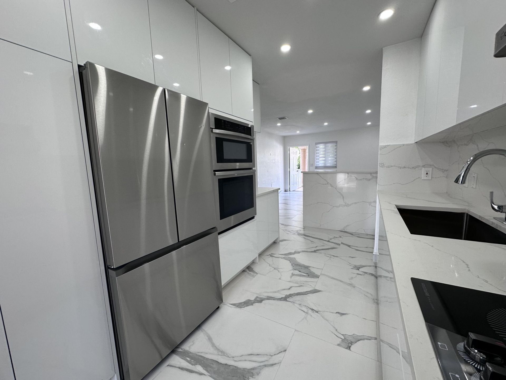 300 E 4th Street, Unit 103, Hialeah, FL 33010 Photo