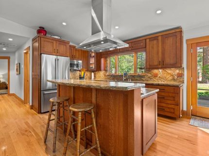 2744 Santa Claus Drive, South Lake Tahoe, CA 96150 Photo