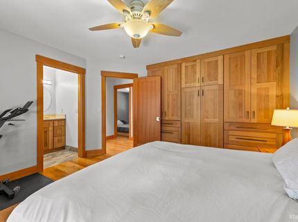 2744 Santa Claus Drive, South Lake Tahoe, CA 96150 Photo