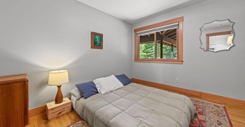 2744 Santa Claus Drive, South Lake Tahoe, CA 96150 Photo
