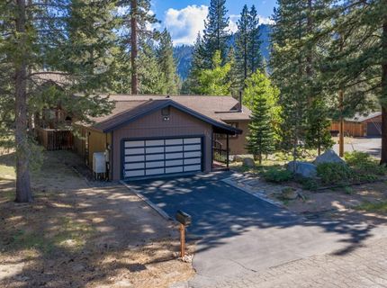 2744 Santa Claus Drive, South Lake Tahoe, CA 96150 Photo
